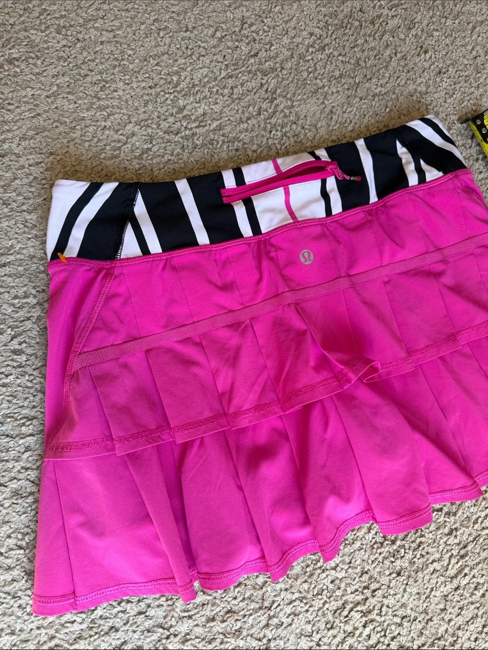 lululemon athletica bright hot